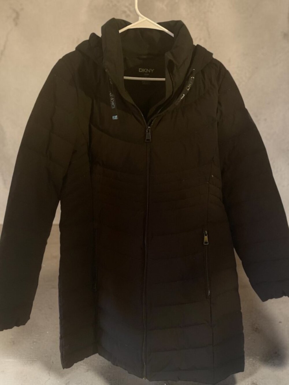 DKNY down-filled puffer coat, hooded mid-length, size L - Picture 8 of 8
